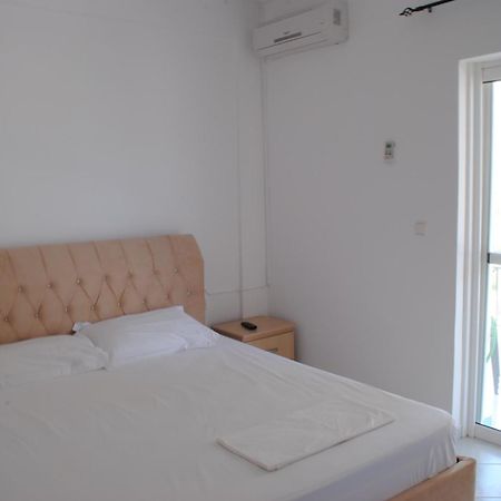 Hotel Mikela Ksamil Buitenkant foto