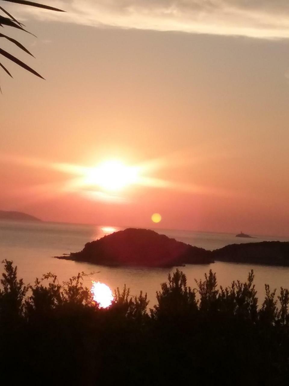 Hotel Mikela Ksamil Buitenkant foto